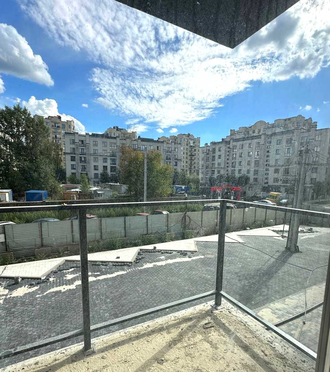 1875936381446372