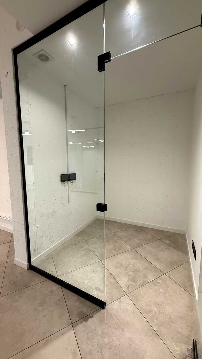 1875936391806666