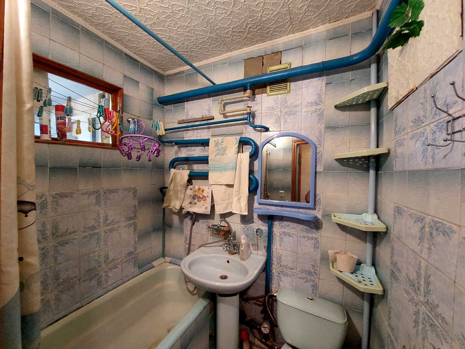 1875936604752655