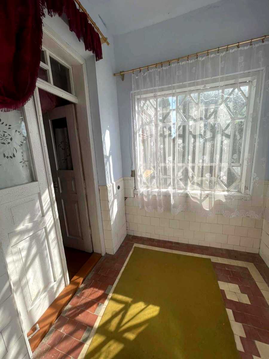1875937025572144