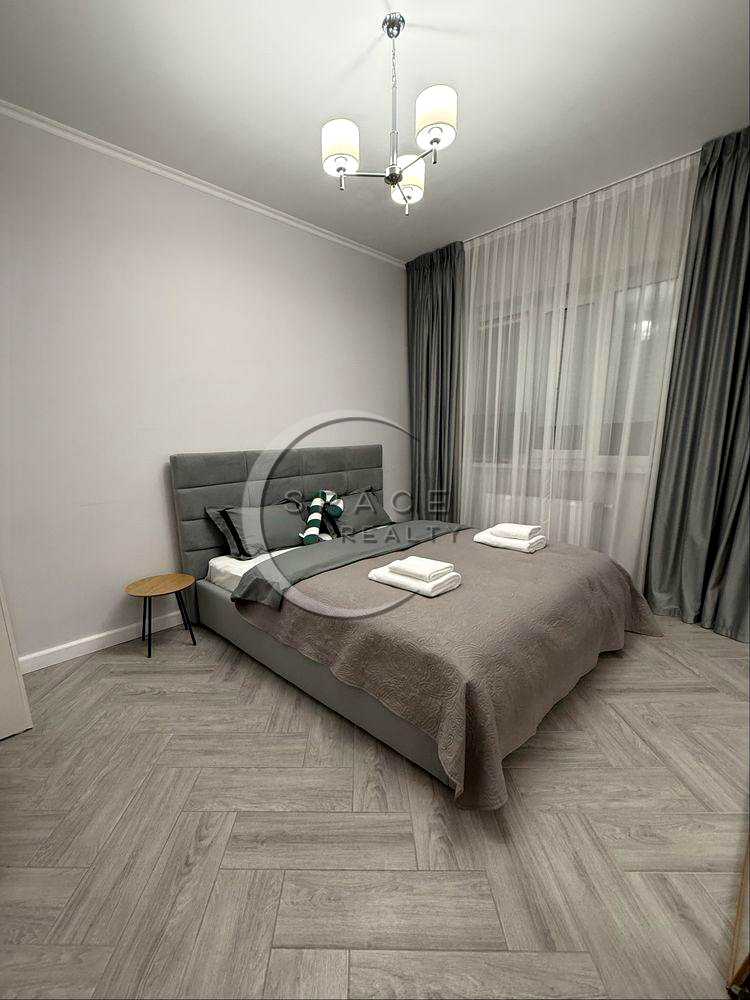 1875937397924819
