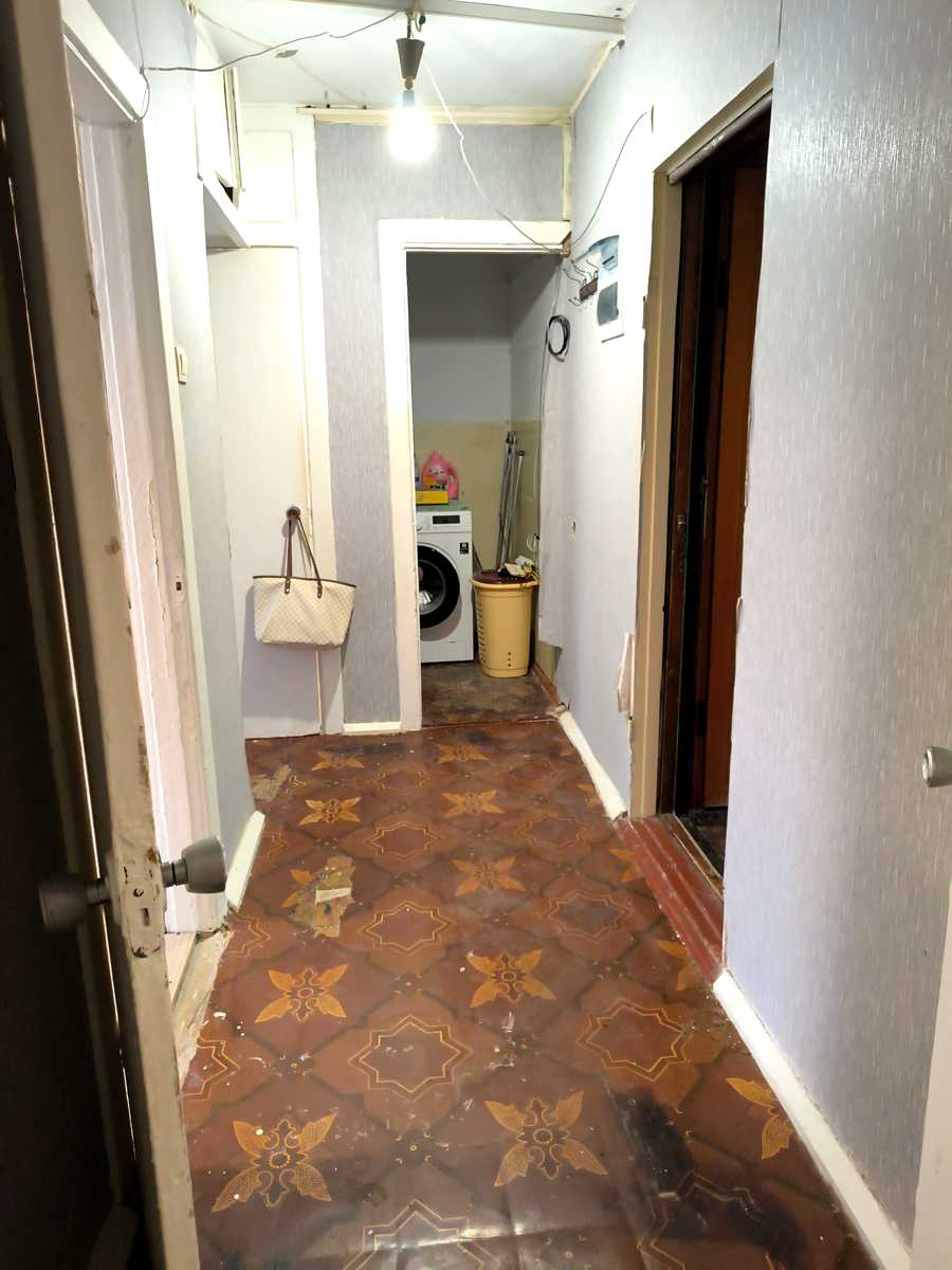 1875937947294805