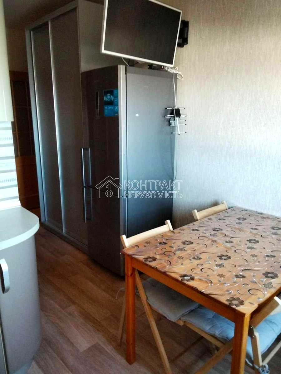 1875938613276574