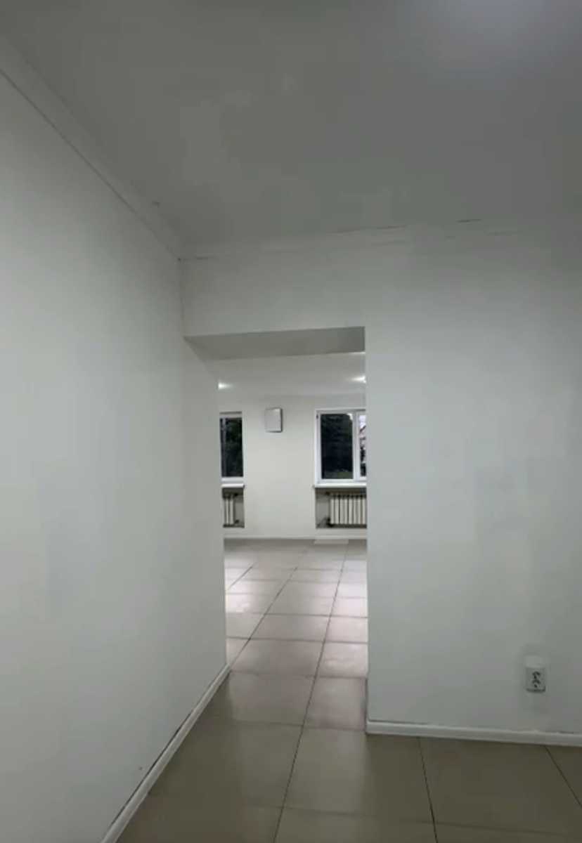 1875938693018177