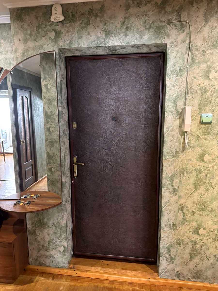 1875939251649875