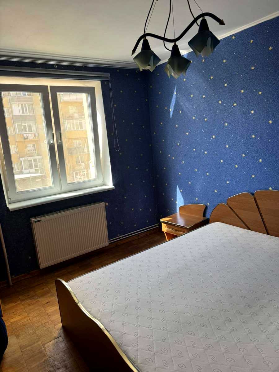 1875939253760953
