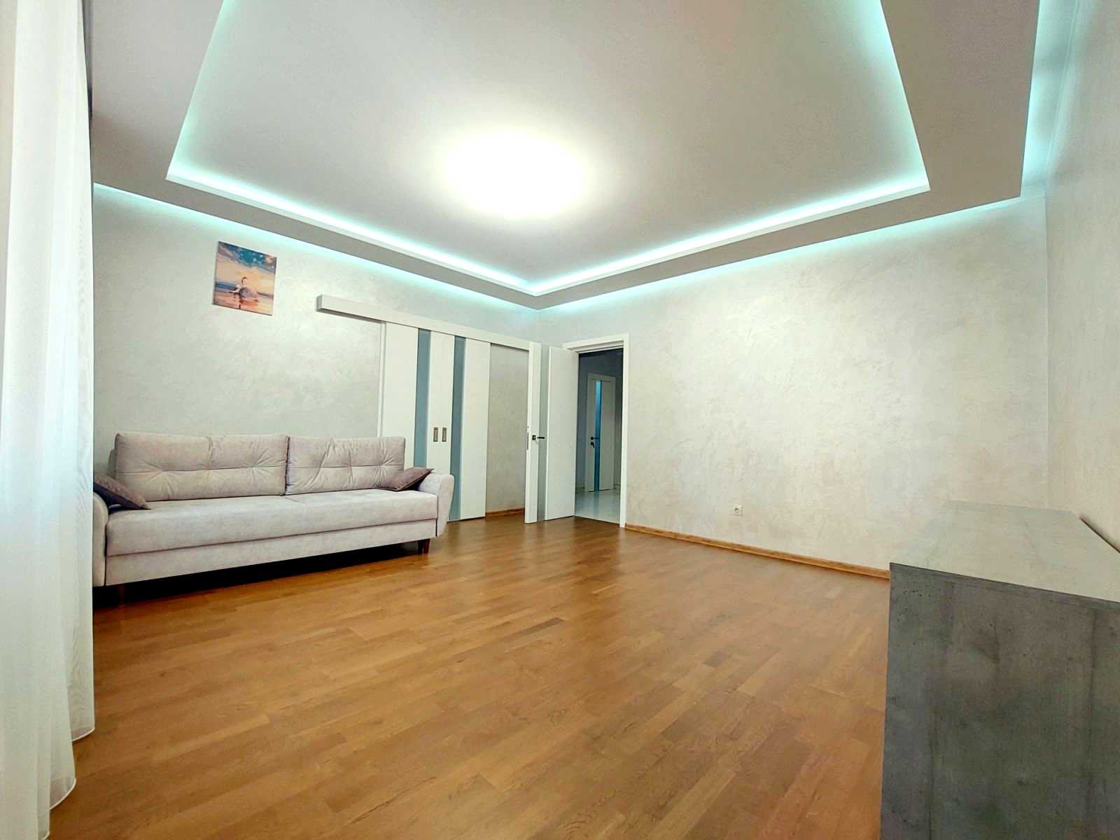 1875940270418543