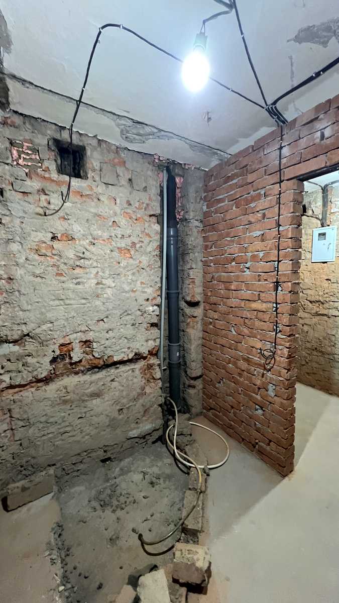 1875940625332758