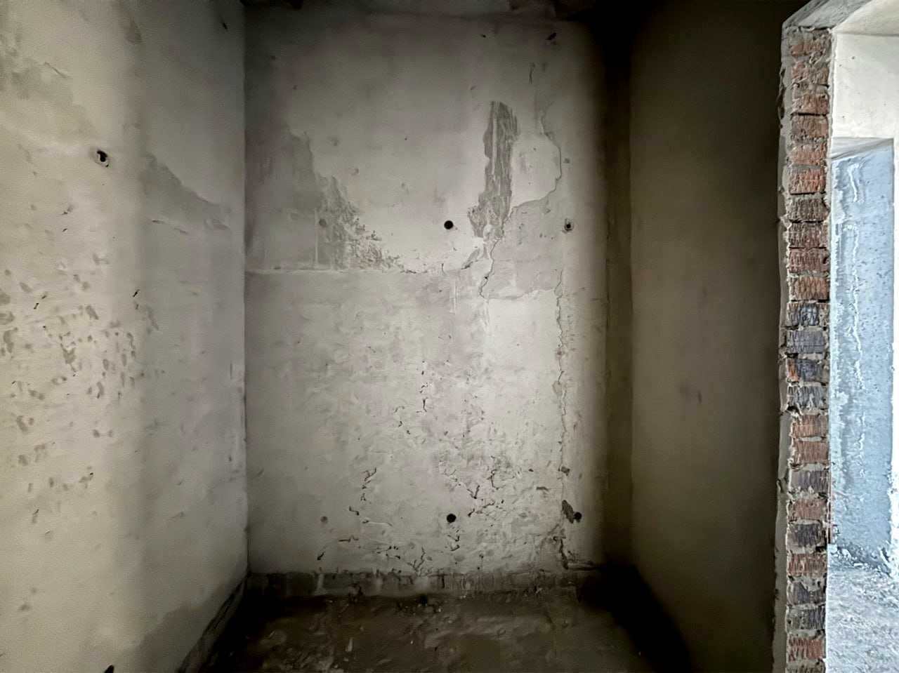 1875942016794229