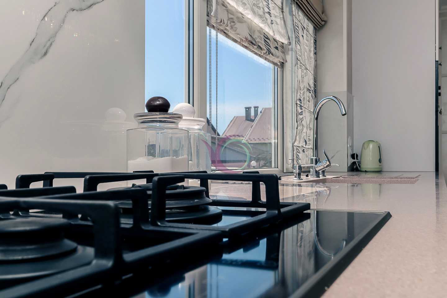 1875942864114879
