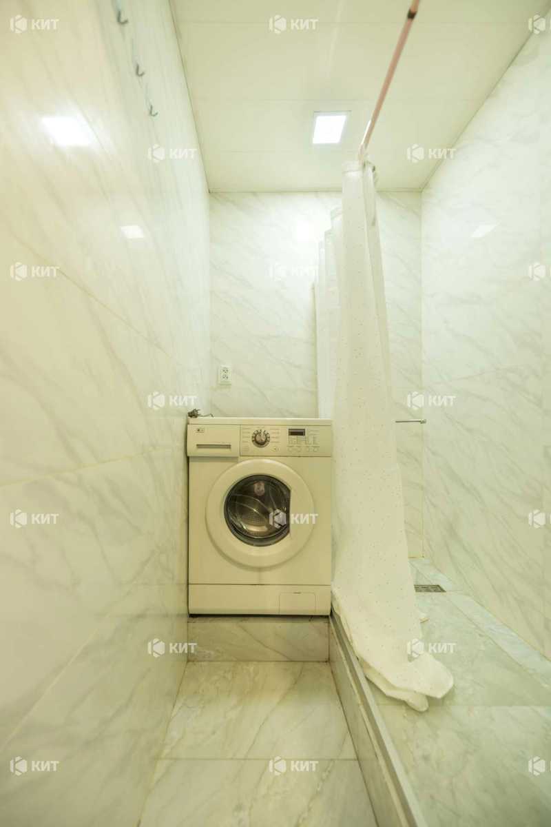 1875943755950476