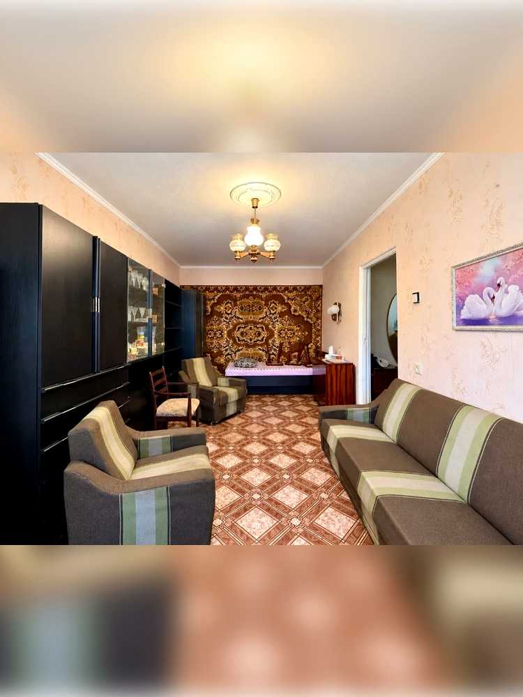 1875944703636445
