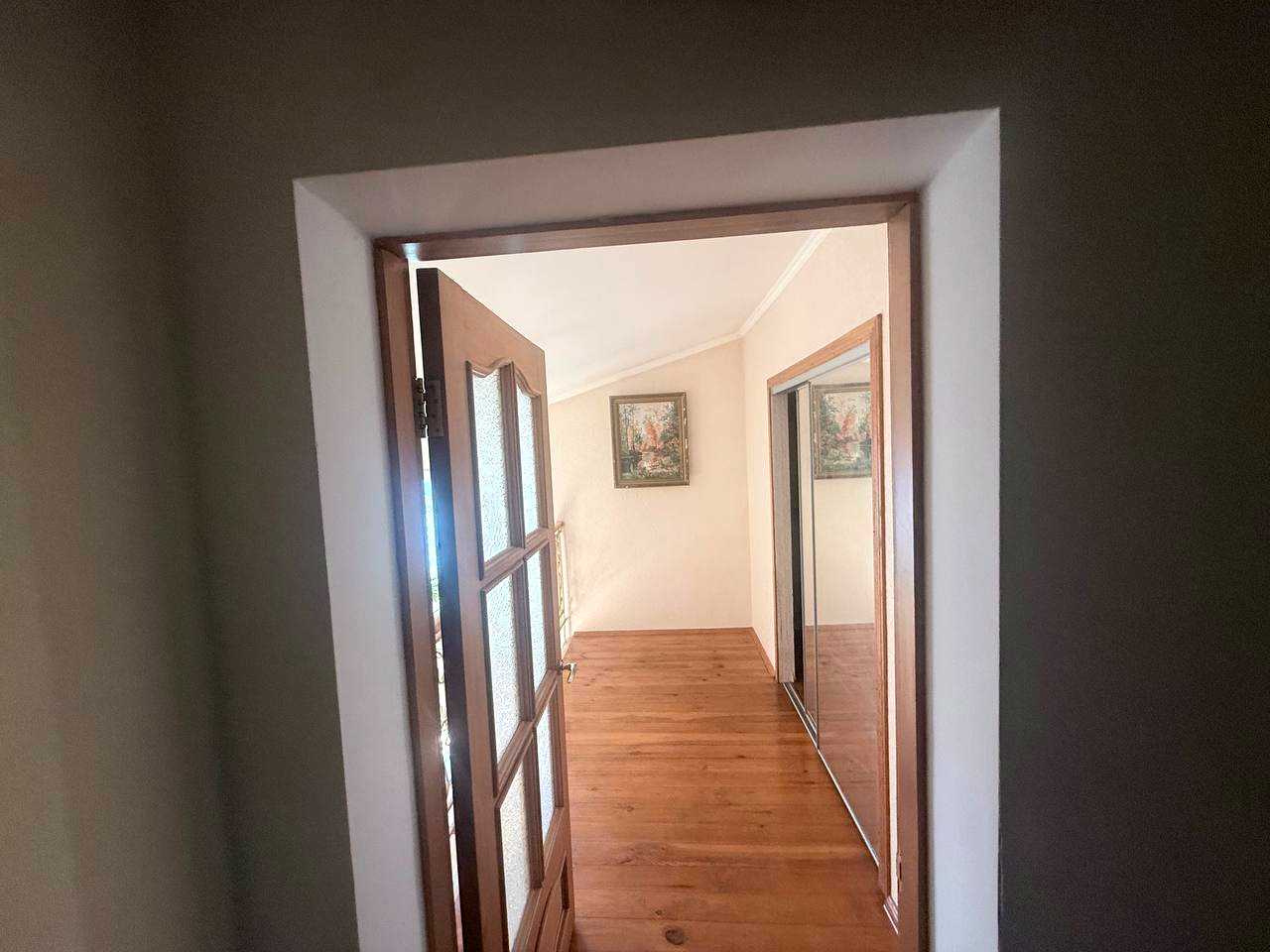 1875946456495353