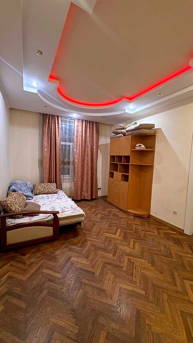 1875946714095122