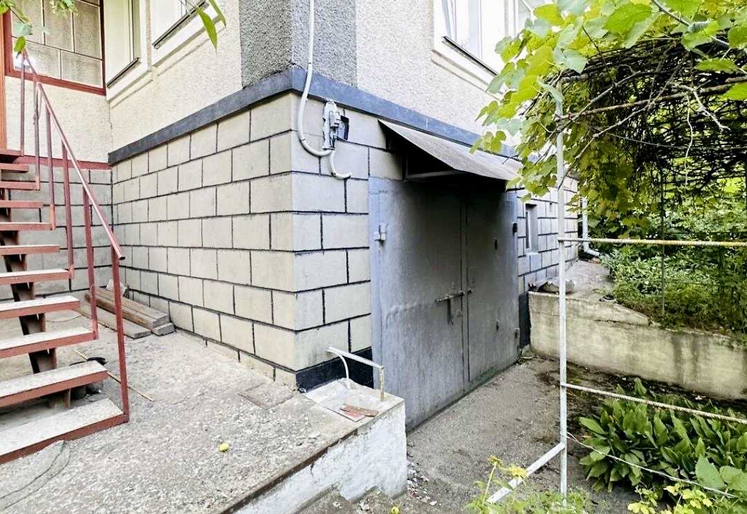 1875947051129558
