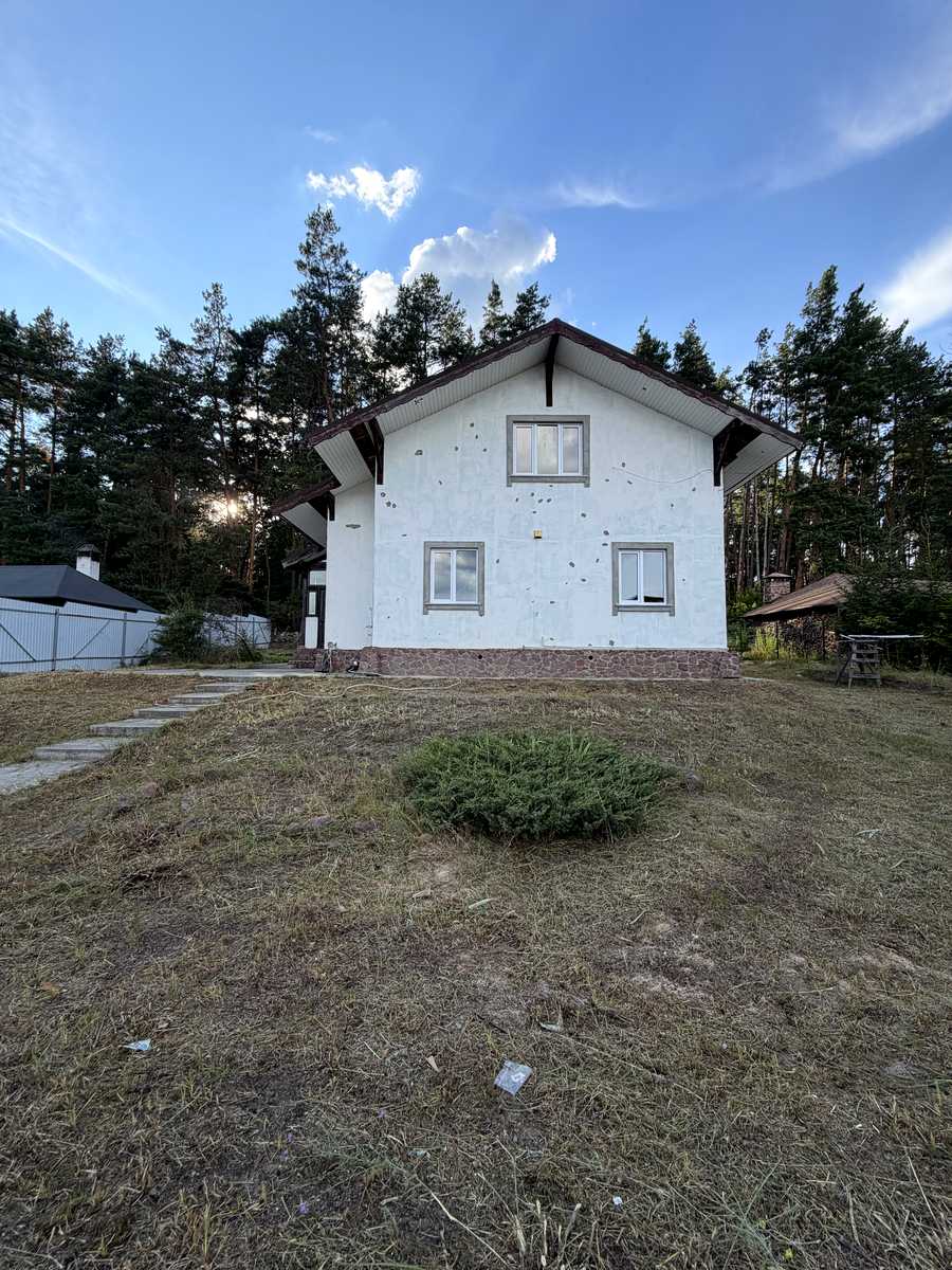 1875947646459925