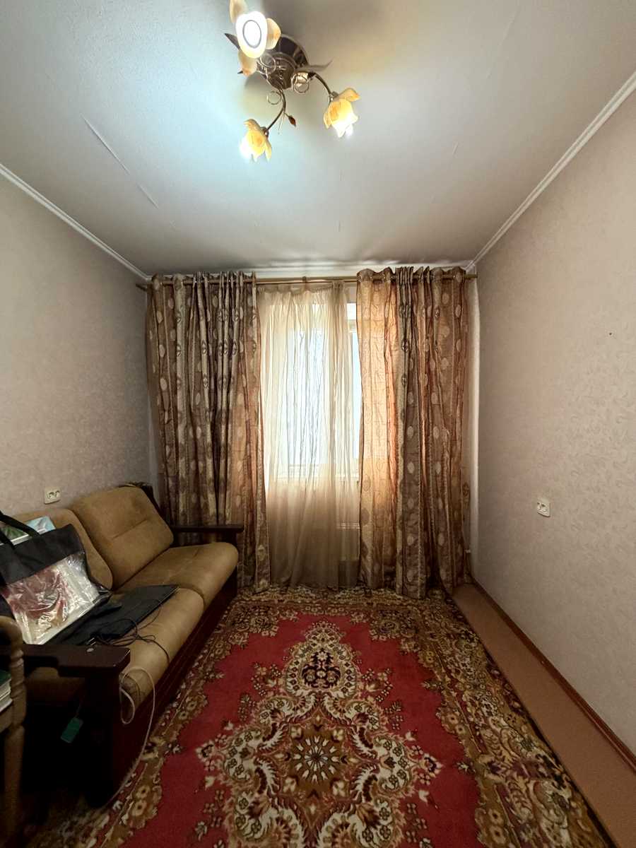 1875948447756132