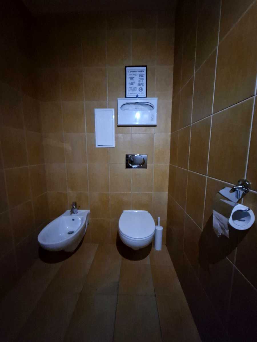 1875948529360301