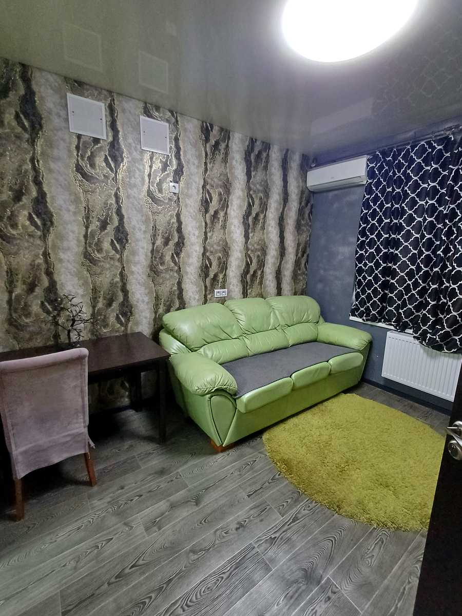 1875948748000643