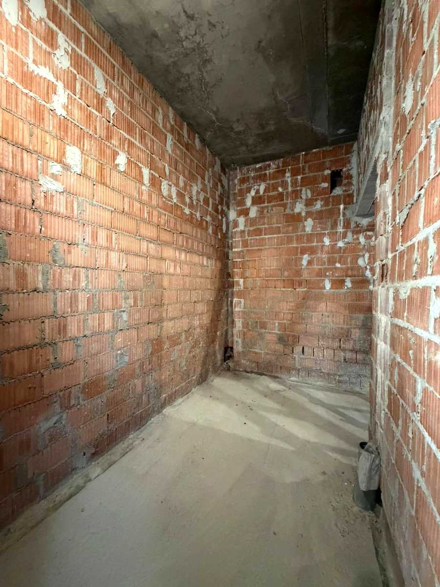 1875949165307472