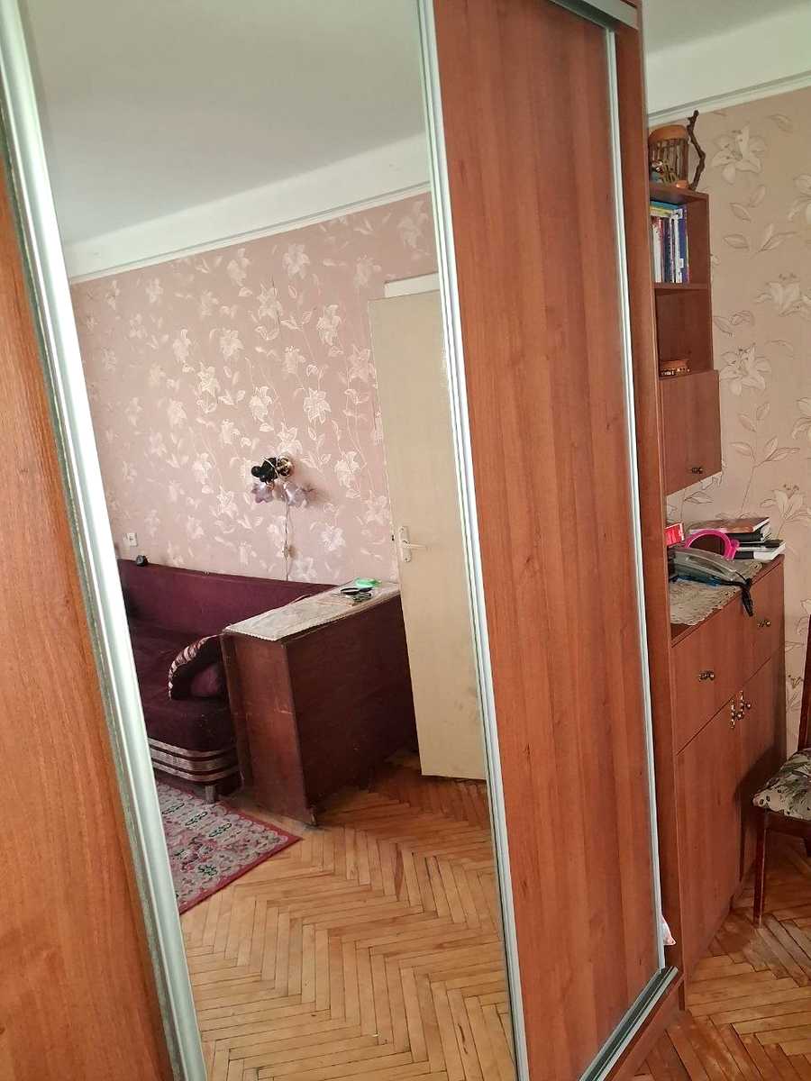 1875949676461334