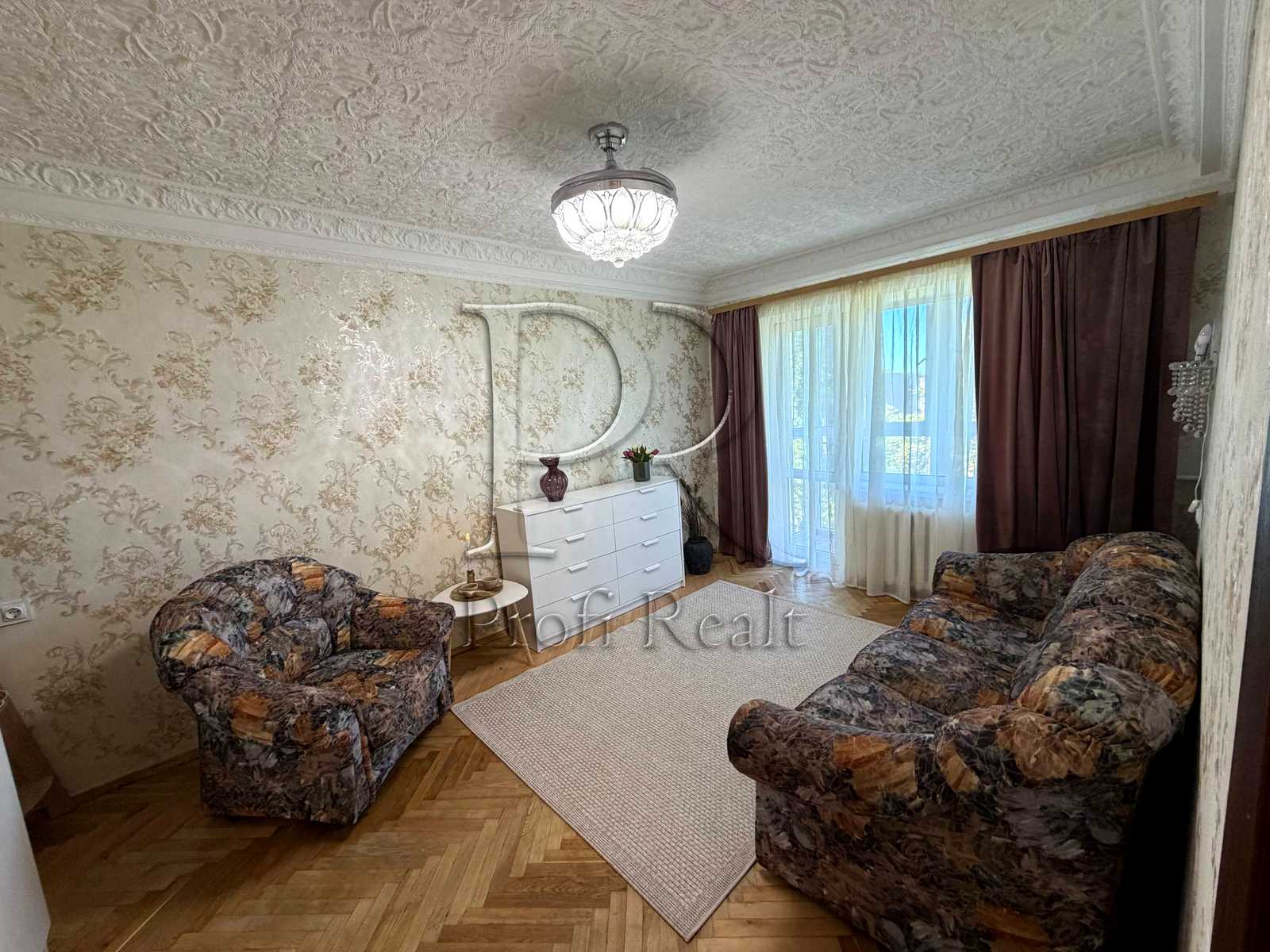 1875951044051273
