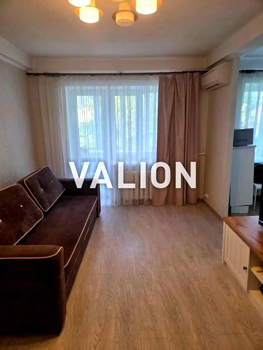 1875951577037818