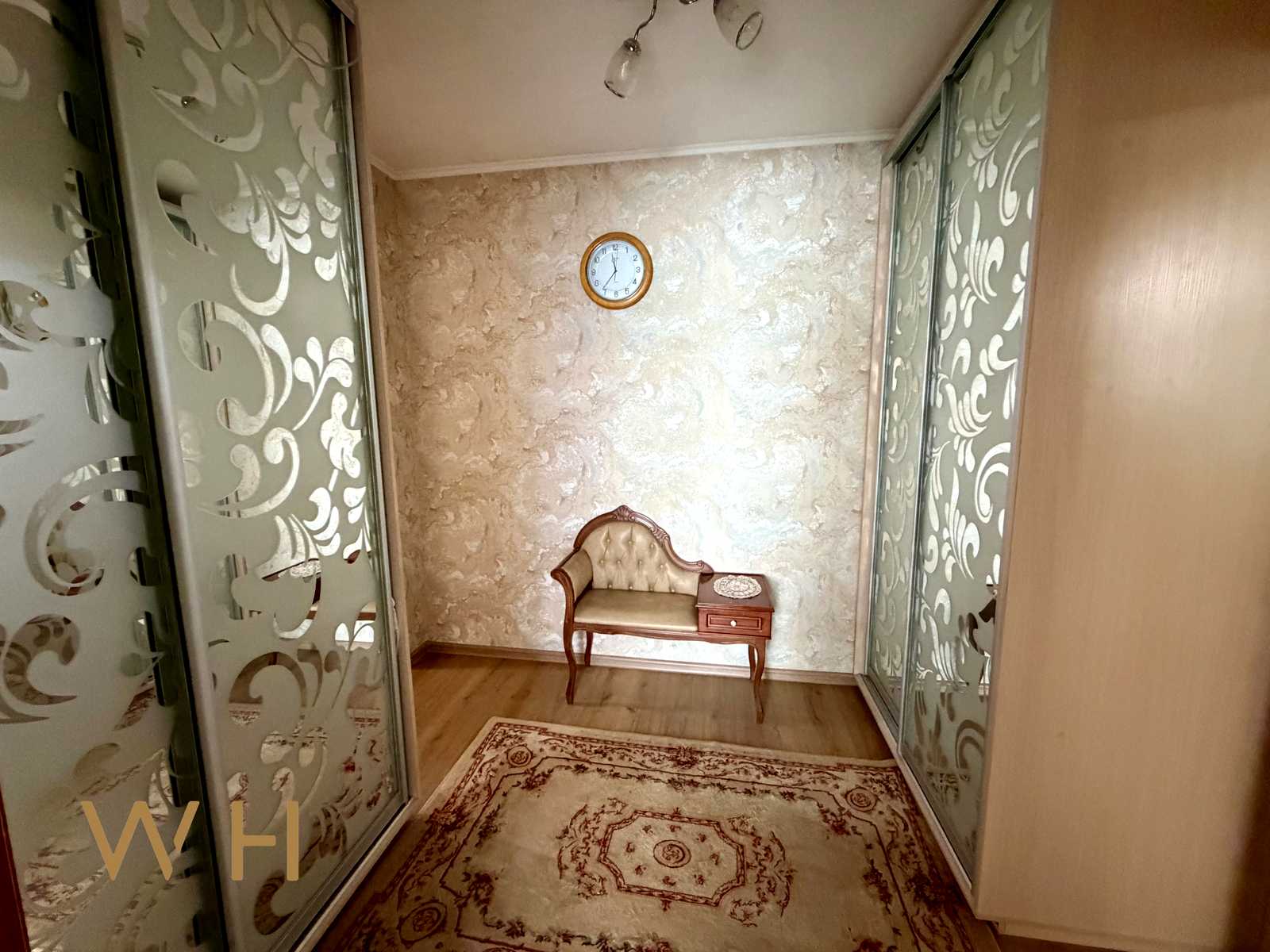 1875951620327701