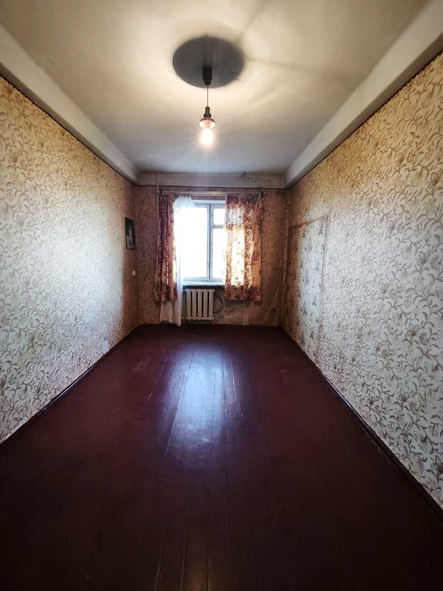 1875952236574408
