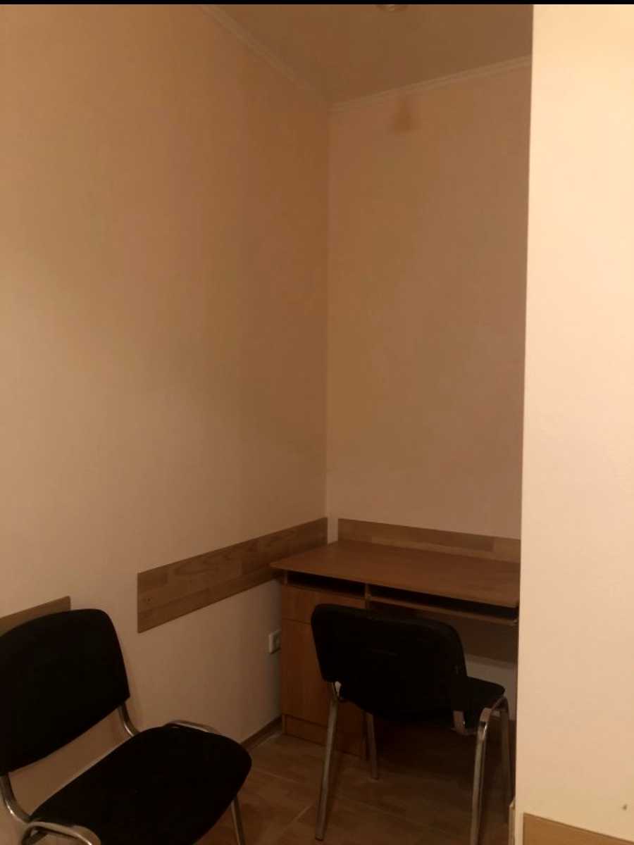1875952982929481