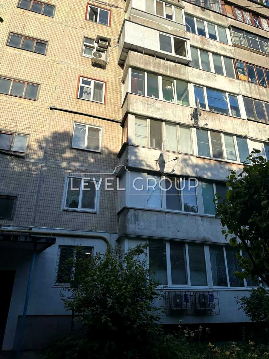 1875953039664872