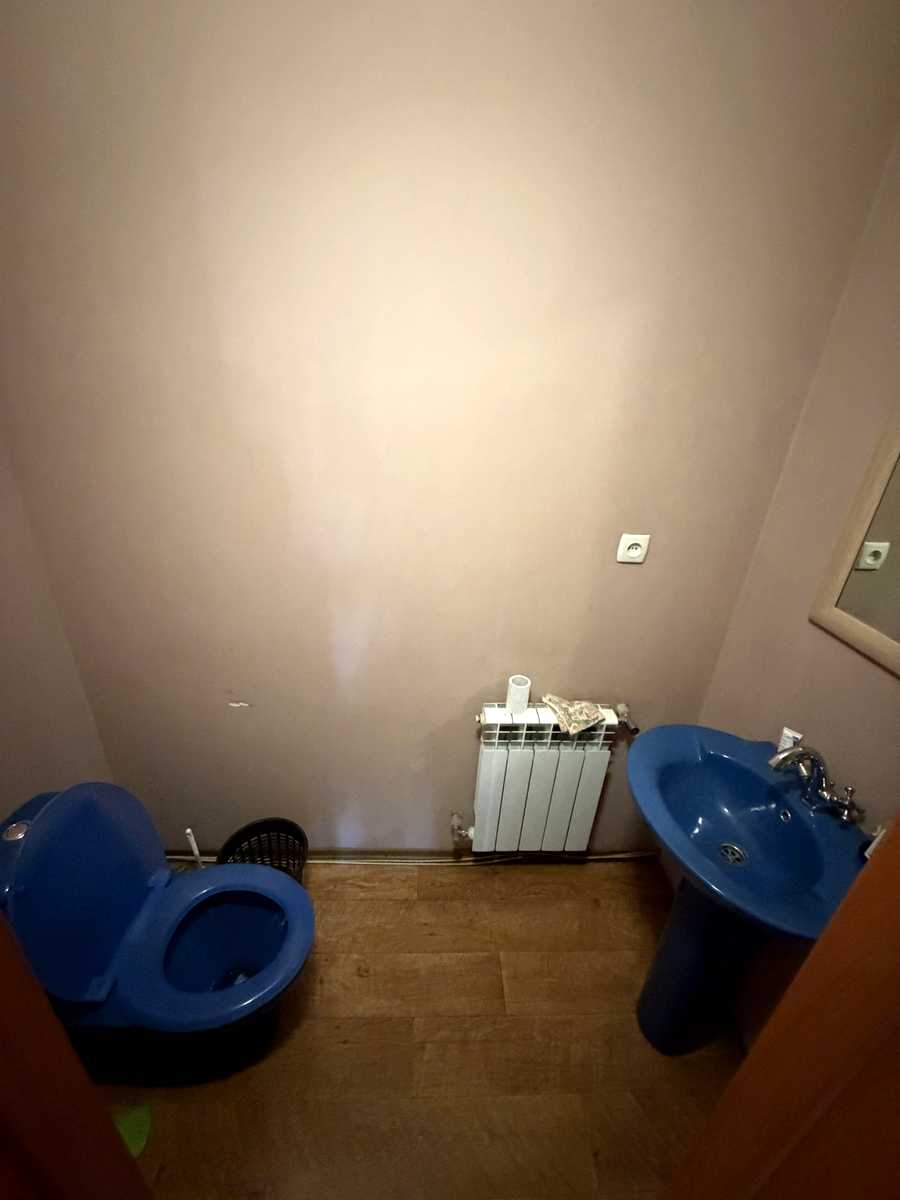1875953208192918