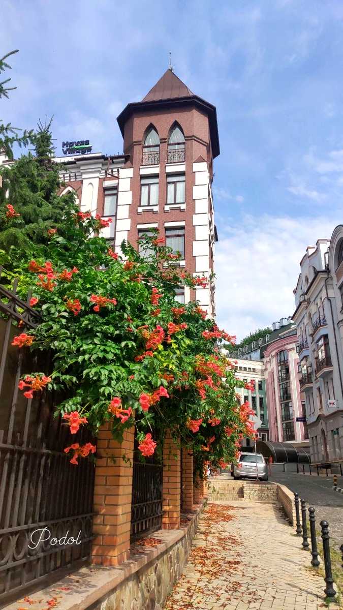 1875955652463082