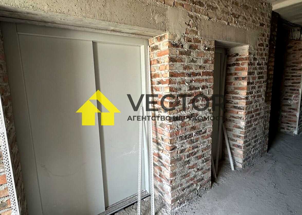 1875956659889975