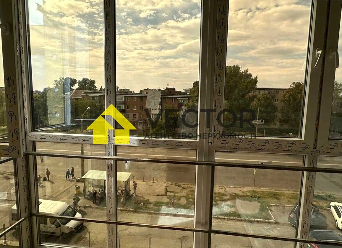 1875956659963073