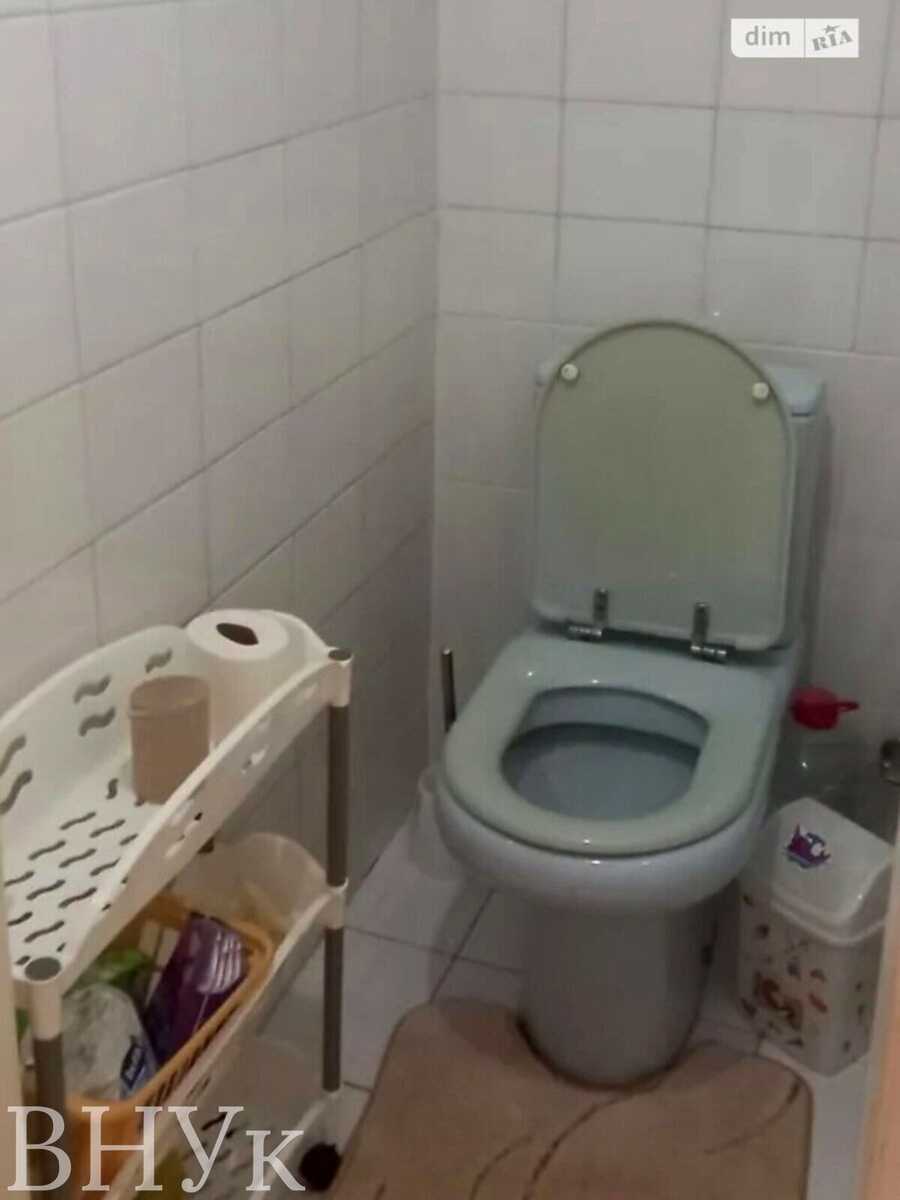 1875958968828469