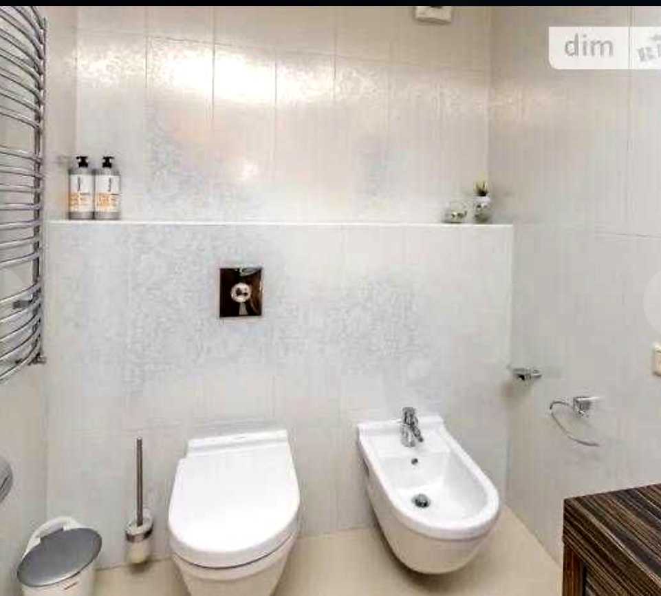 1875960411357237