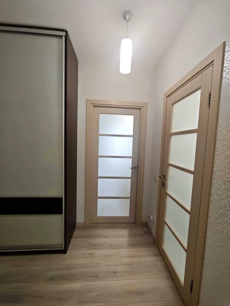1875966610705155