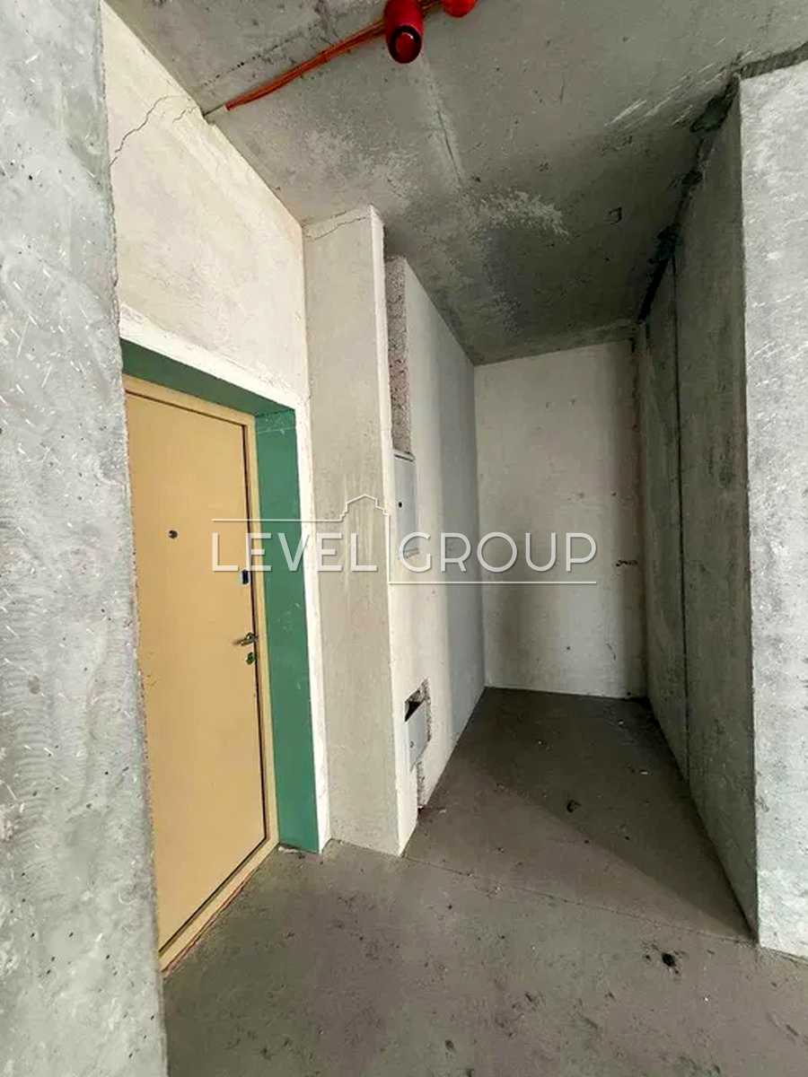 1875967605745728