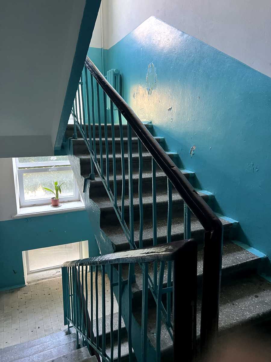 1875968131363956