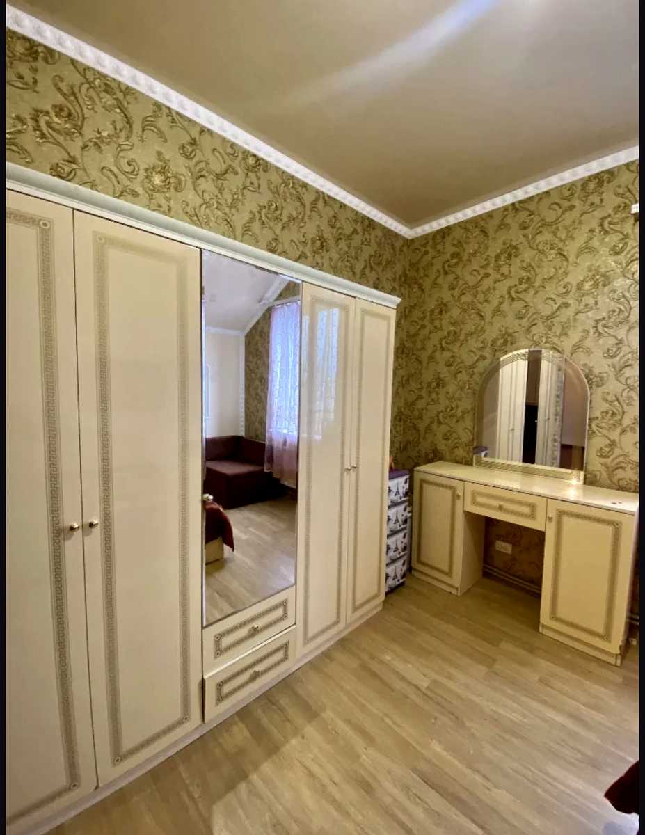 1875968222954823