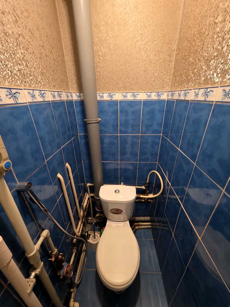 1875974936445426