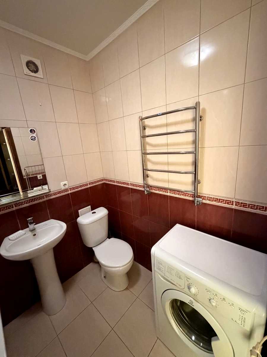 1875980570926773