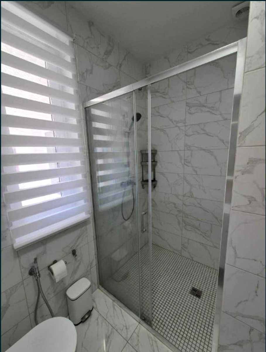 1875980849326041