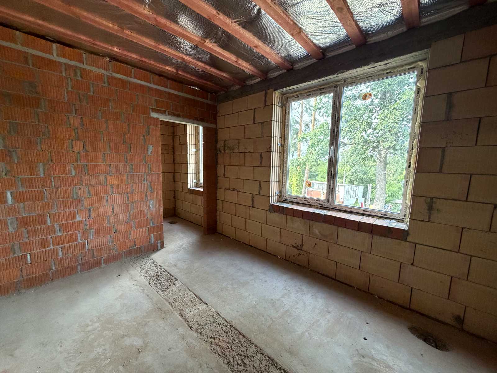 1876012670256533