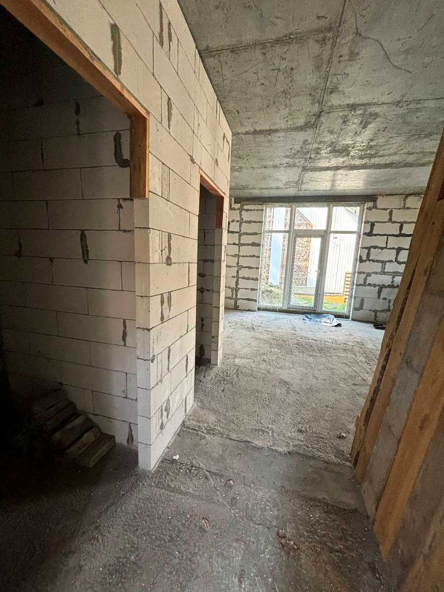 1876015246359073