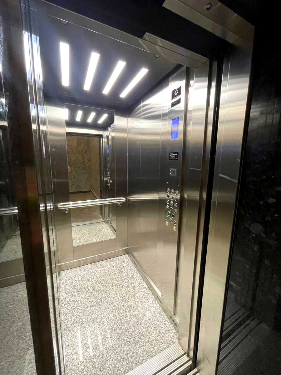 1876017564715205