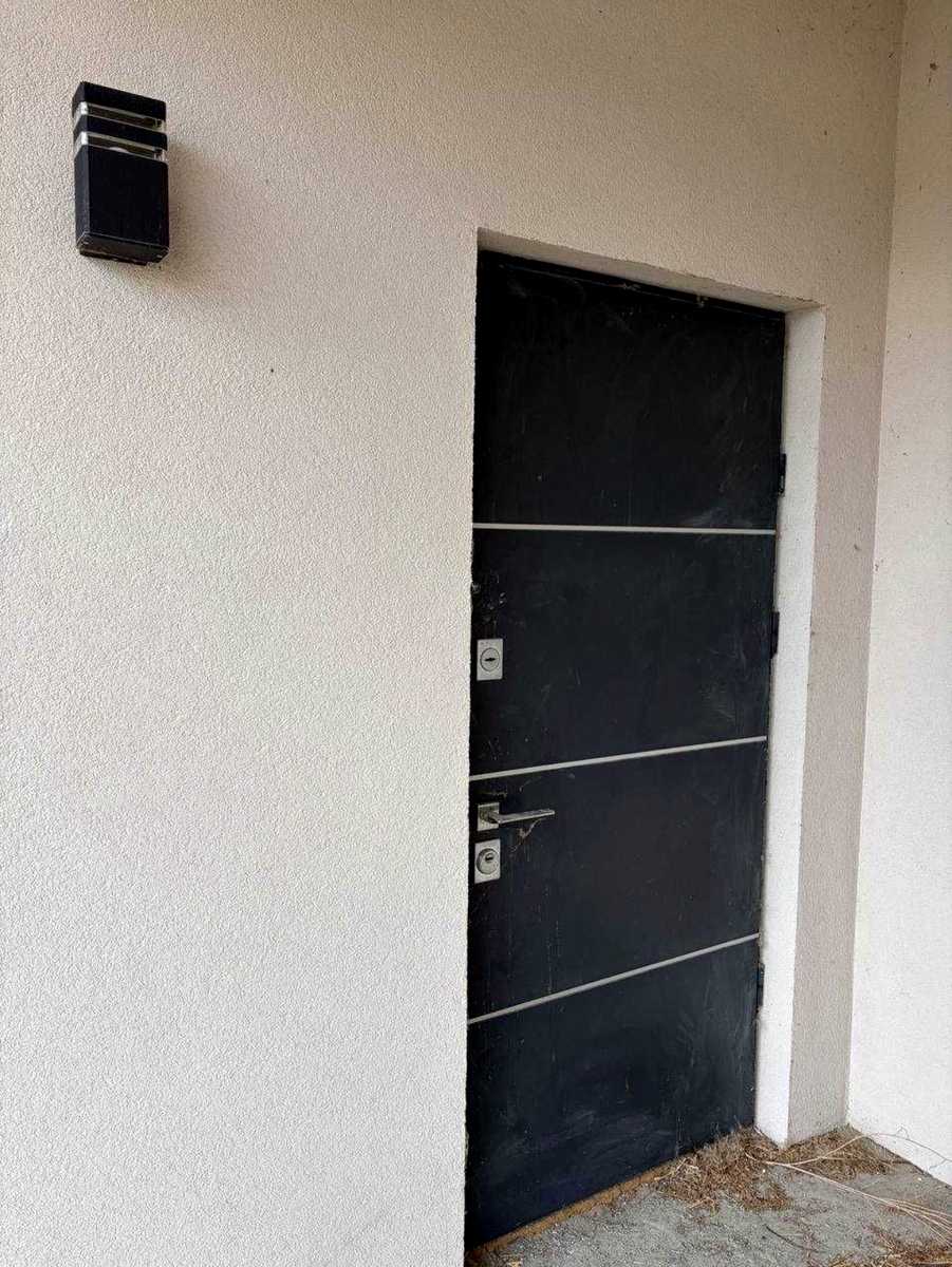 1876023754318395