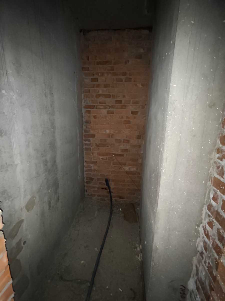 1876025339578675