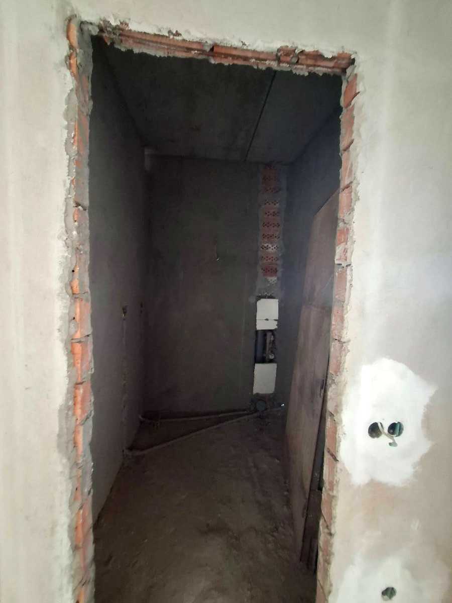 1876025655493951